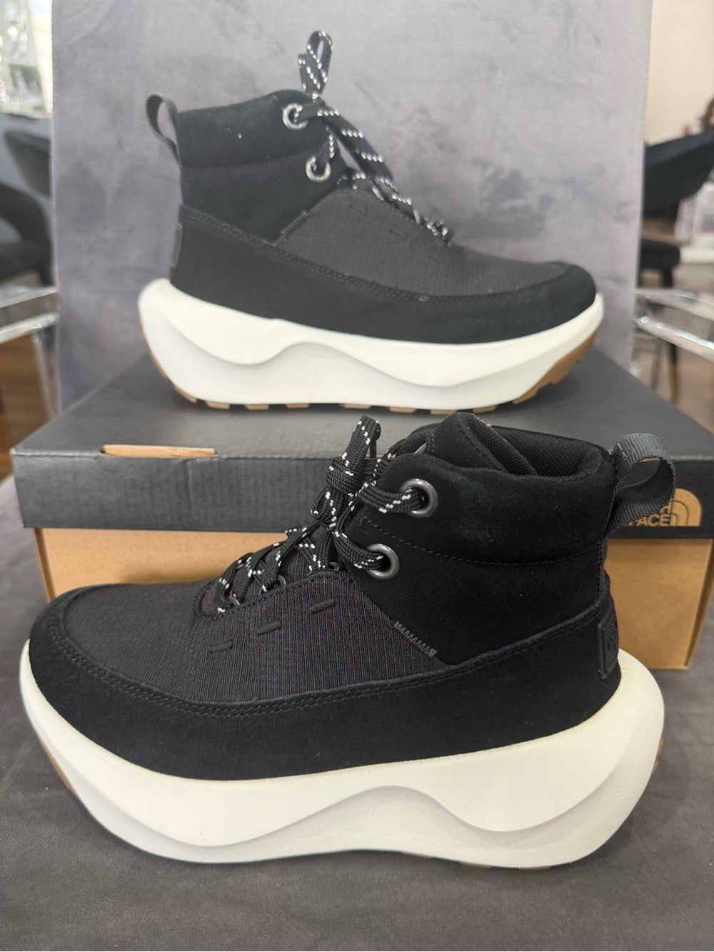 The North Face TNF Halseigh Hiker Boot Winter Black Woman Size 6